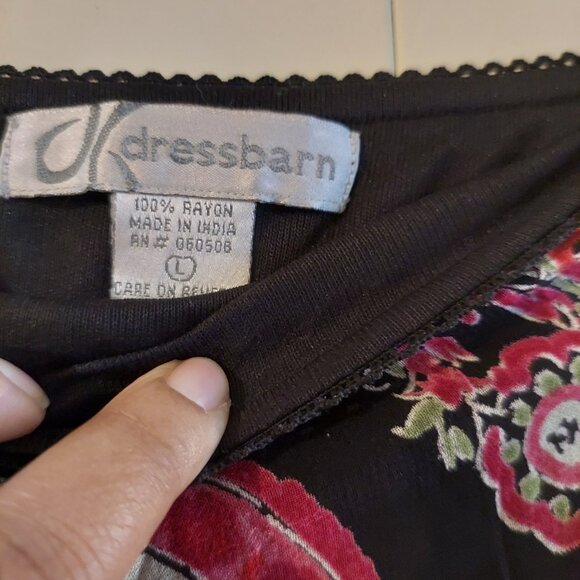 Festive Floral and Sheer Skirt - Picture 3 of 6